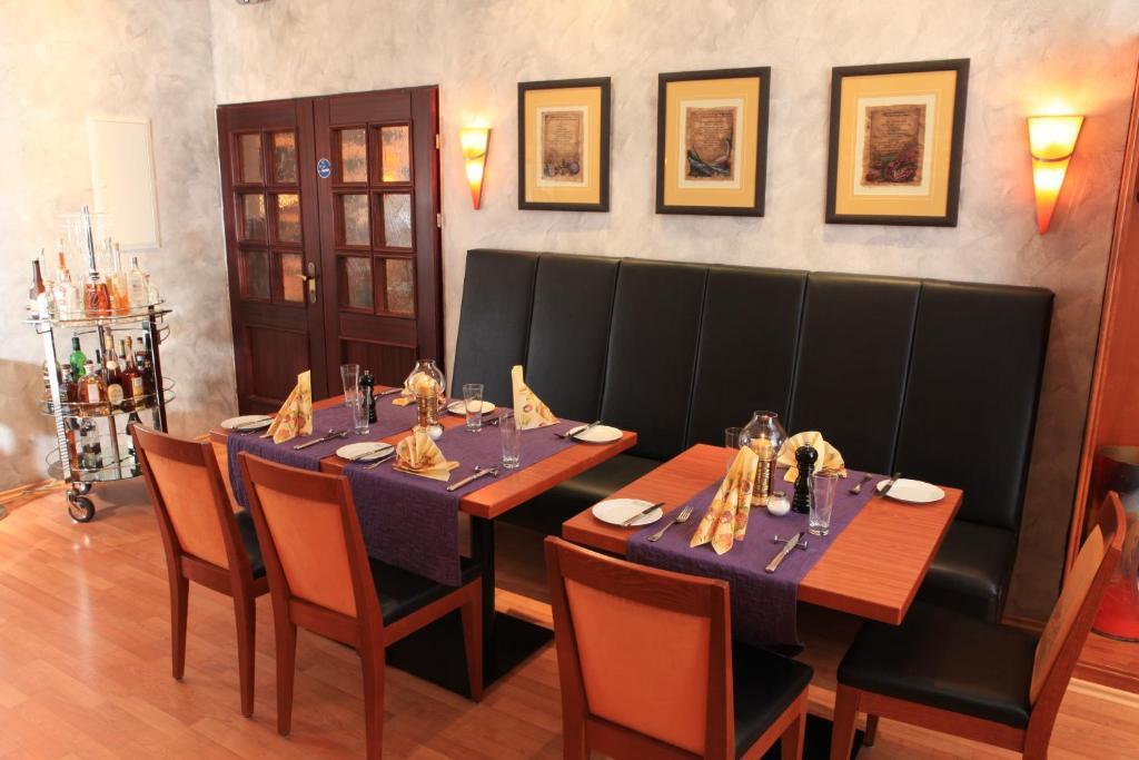 Hotel Kasserolle Siegburg Extérieur photo