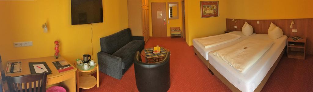 Hotel Kasserolle Siegburg Extérieur photo