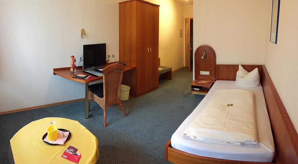 Hotel Kasserolle Siegburg Extérieur photo